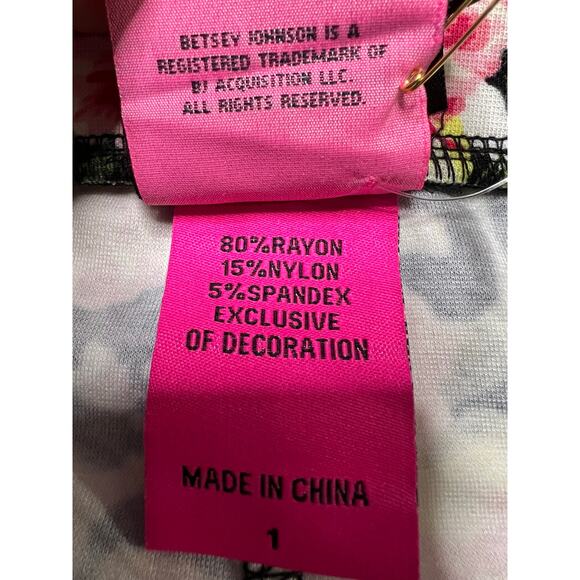 Torrid X Betsey Johnson Floral Graffiti Pencil Skirt (NWT) - Size 1 - Picture 5 of 9